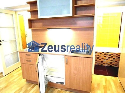 Pronájem bytu 1+kk 25 m²