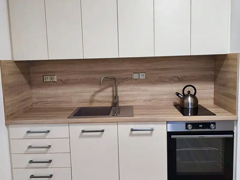 Pronájem bytu 1+kk 39 m², Želechovice nad Dřevnicí – náhled fotky 3