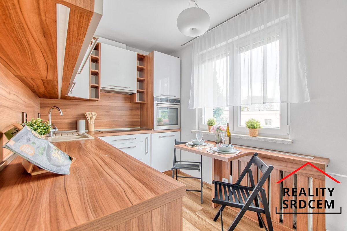Pronájem bytu 2+1 59 m² – fotografie 2