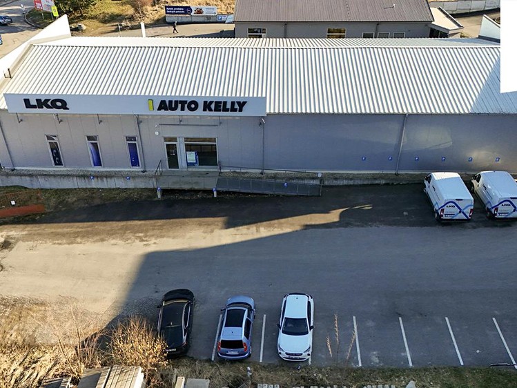 Pronájem komerčního prostoru, 789 m² (2 z 8)