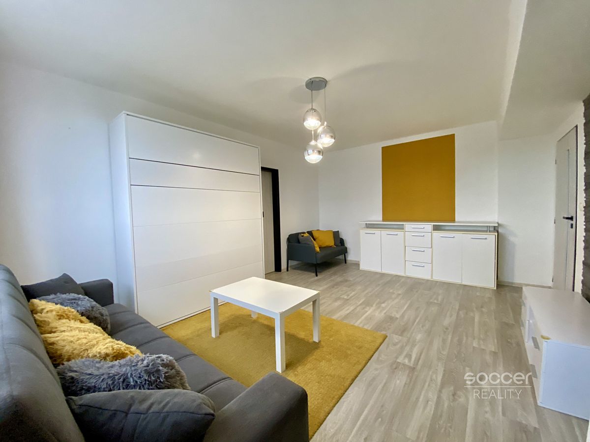 Pronájem bytu 2+1 52 m² – fotografie 3