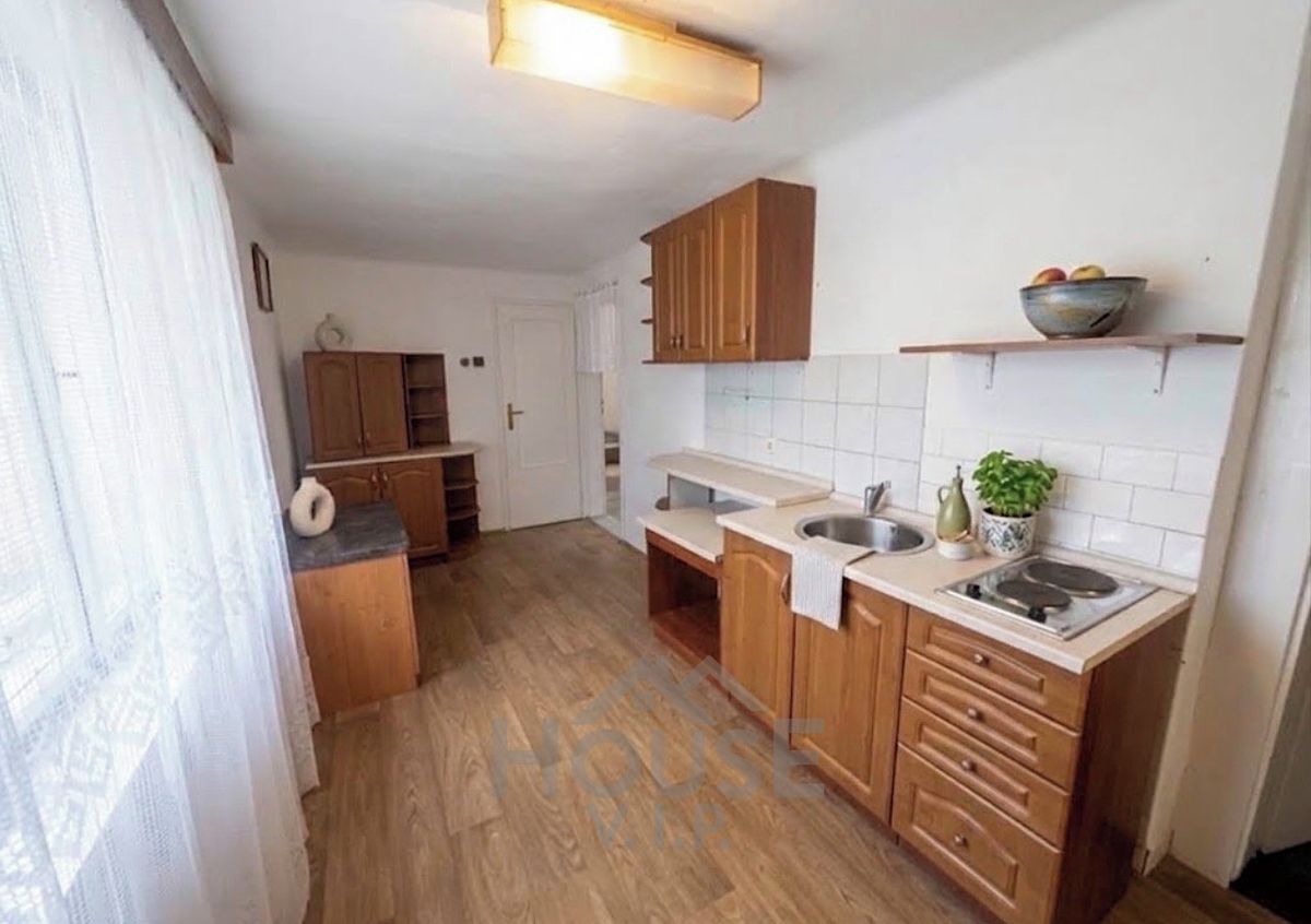 Pronájem bytu 2+1 120 m² – fotografie 4