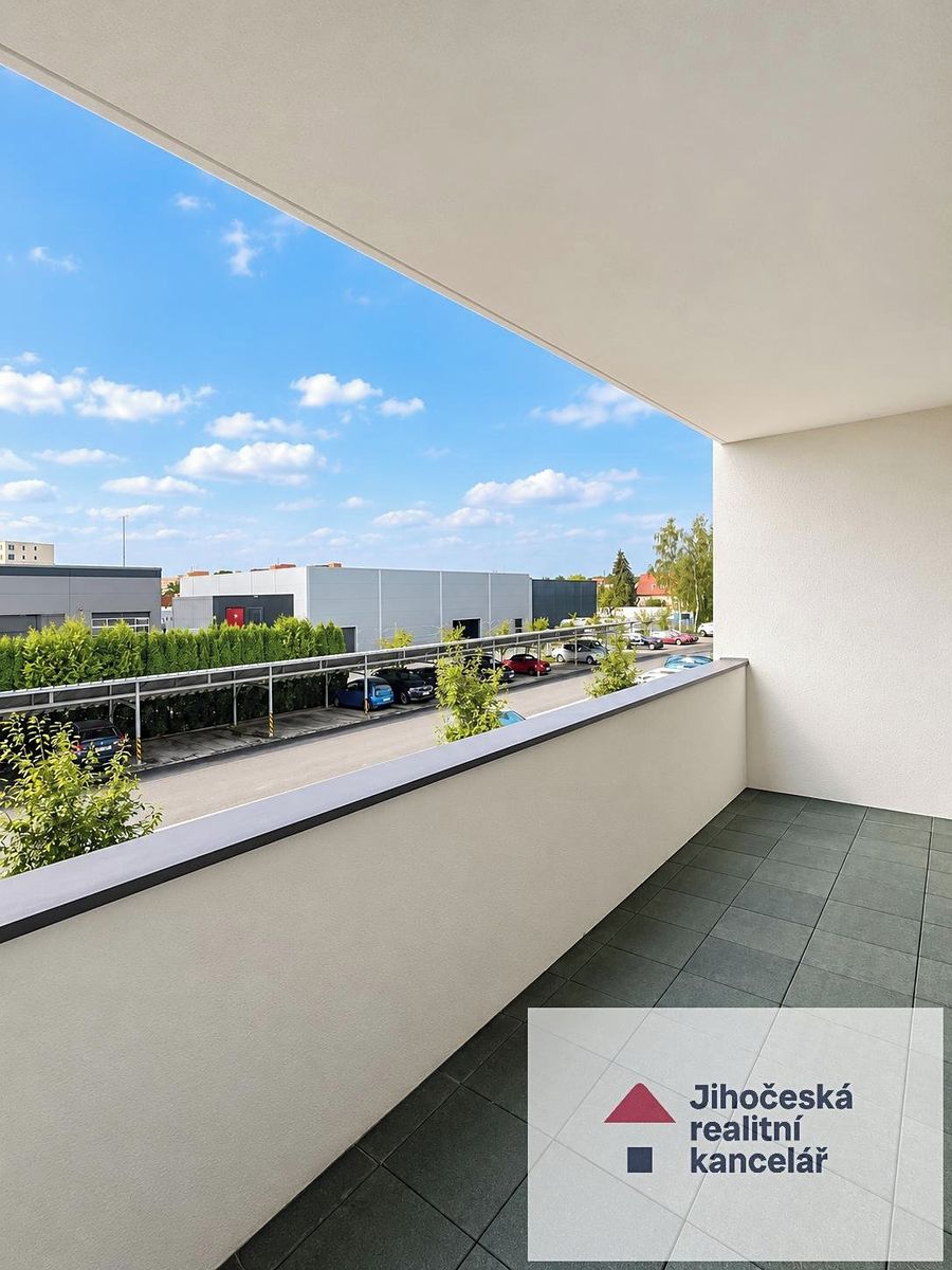Pronájem bytu 3+kk 68 m²