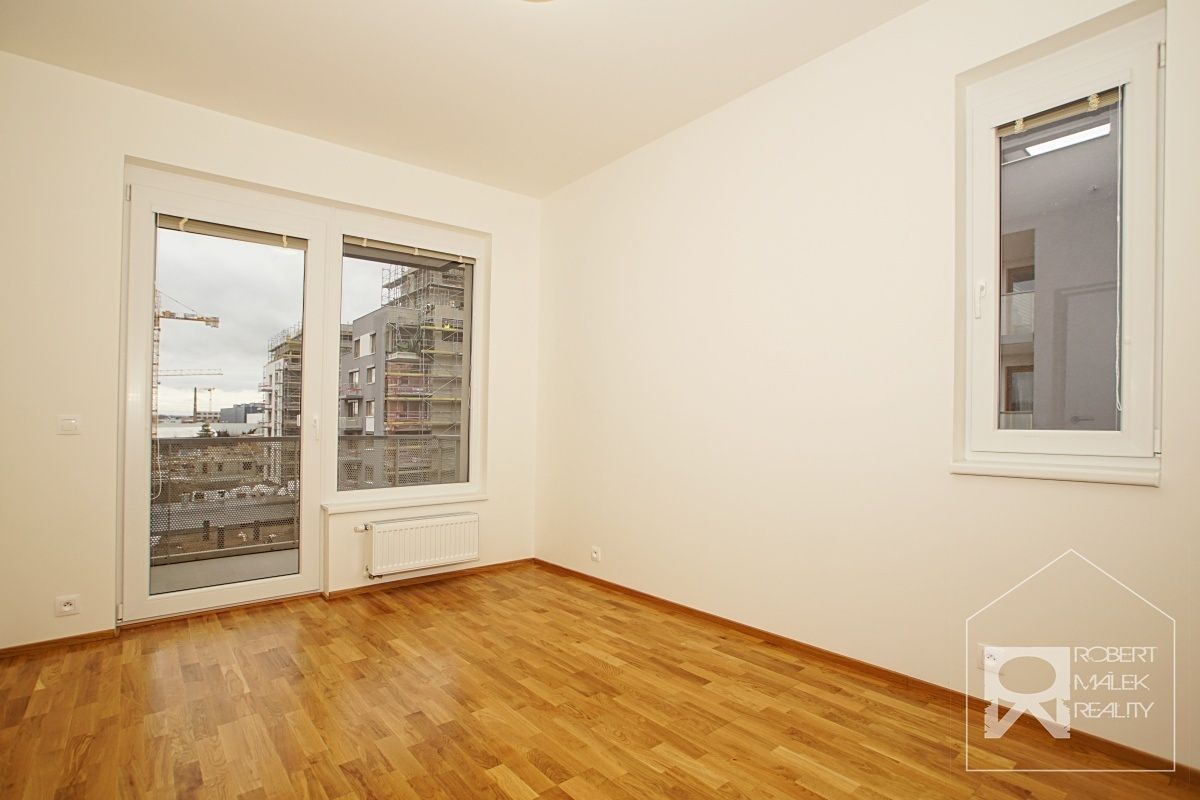Pronájem bytu 2+kk 63 m² – fotografie 4