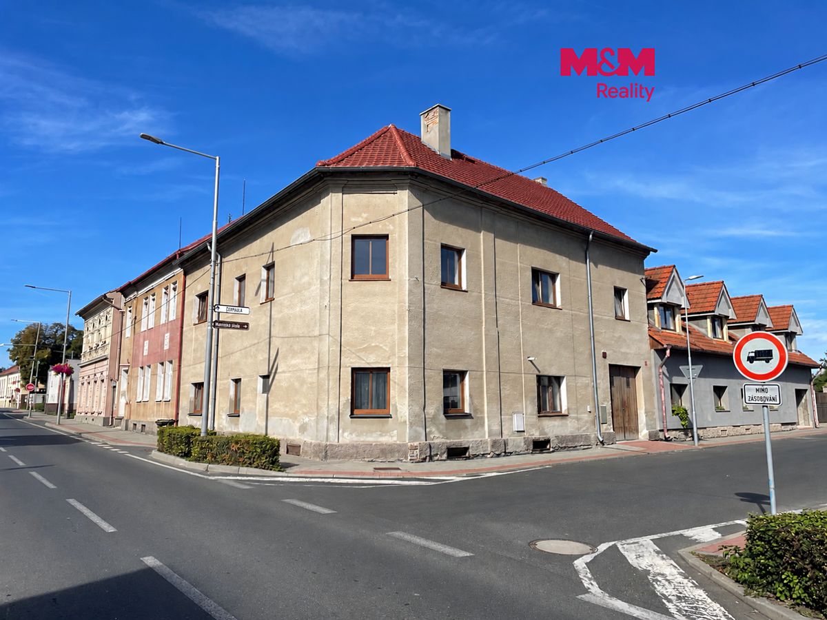 Prodej rodinného domu 210 m², pozemek 180 m²