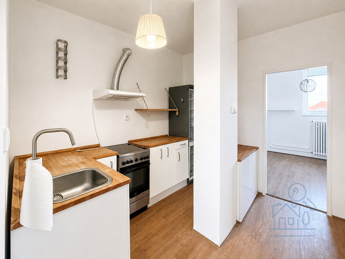 Pronájem bytu 2+1 43 m²