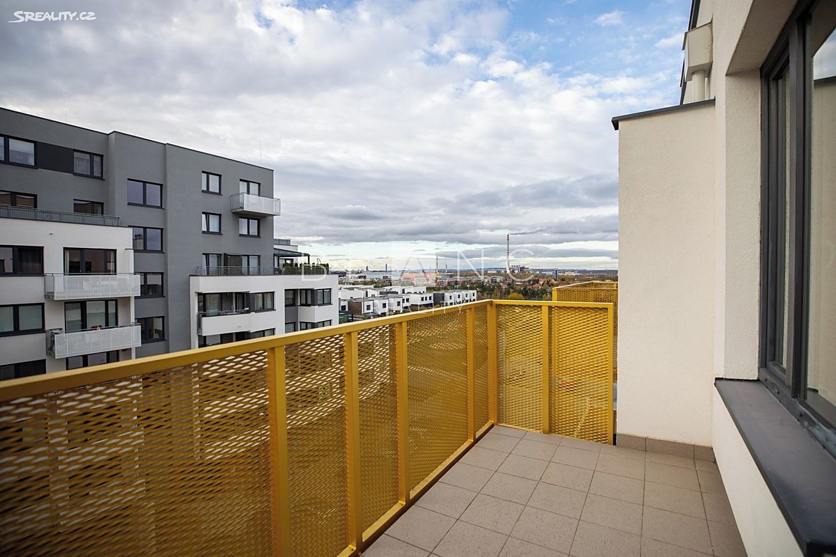Pronájem bytu 2+kk 53 m²