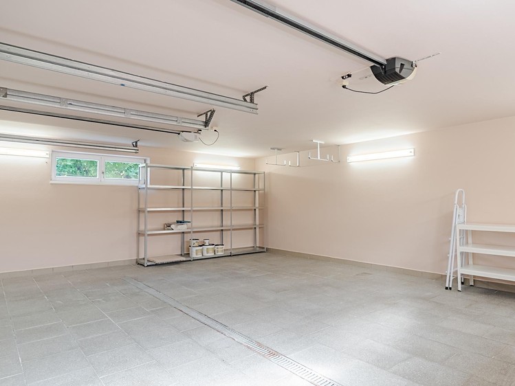 Pronájem domu, 241 m² (31 z 63)