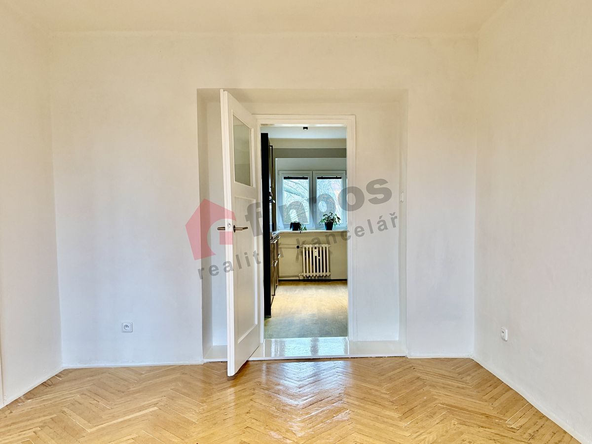 Pronájem bytu 2+1 56 m² – fotografie 4