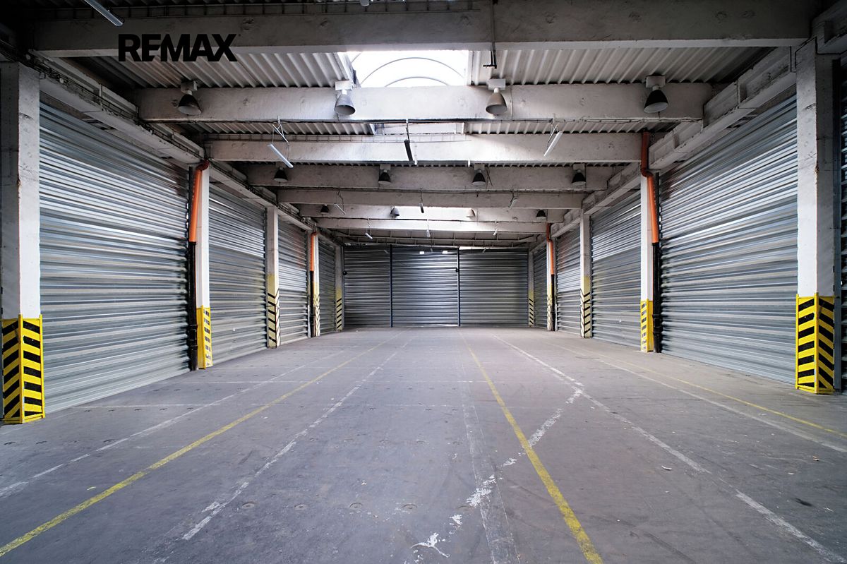 Pronájem skladového prostoru 300 m² – fotografie 2