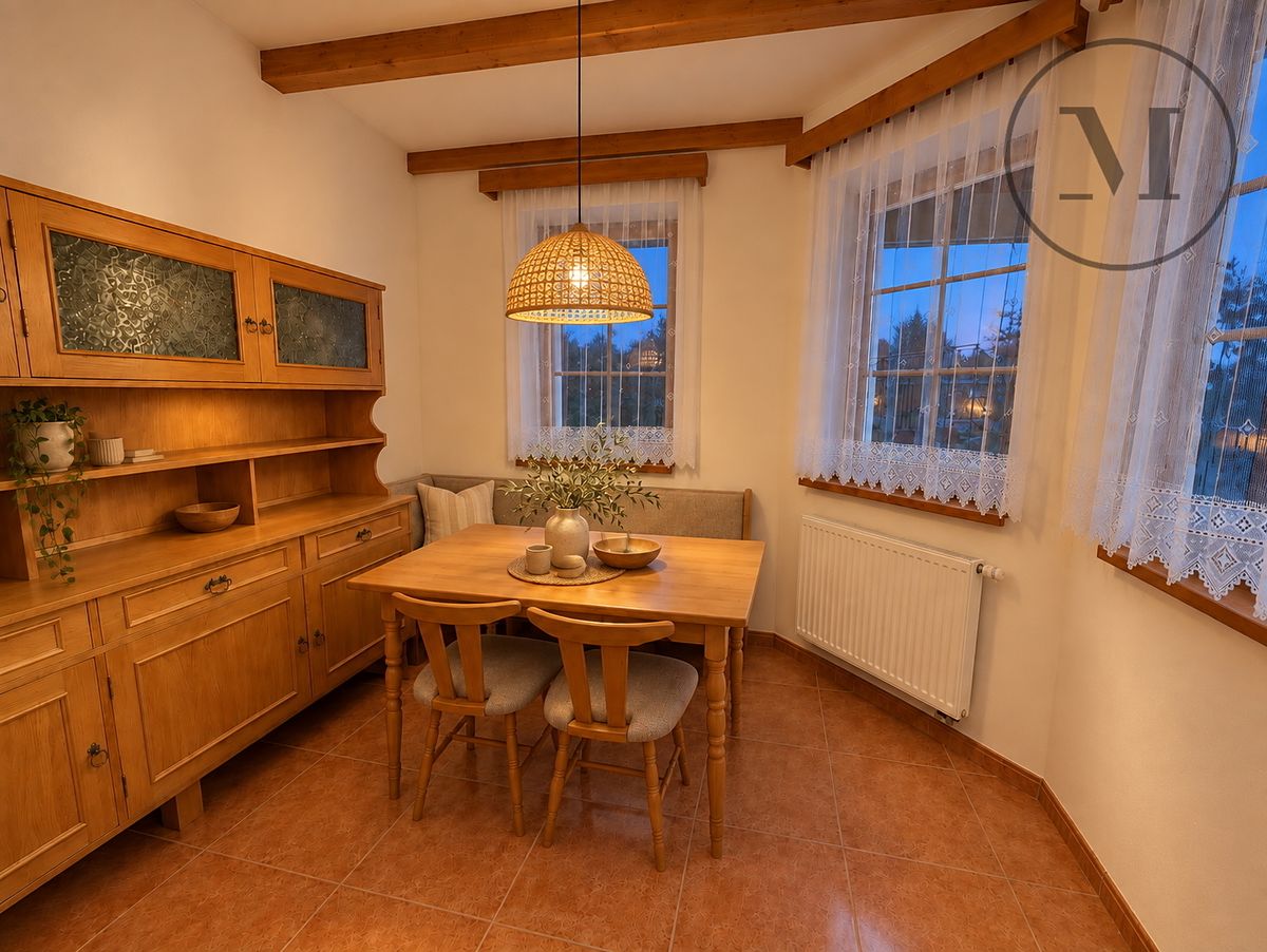 Prodej rodinného domu 182 m², pozemek 1078 m² – fotografie 5