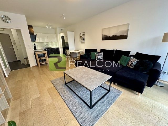 Pronájem bytu 2+kk 78 m²