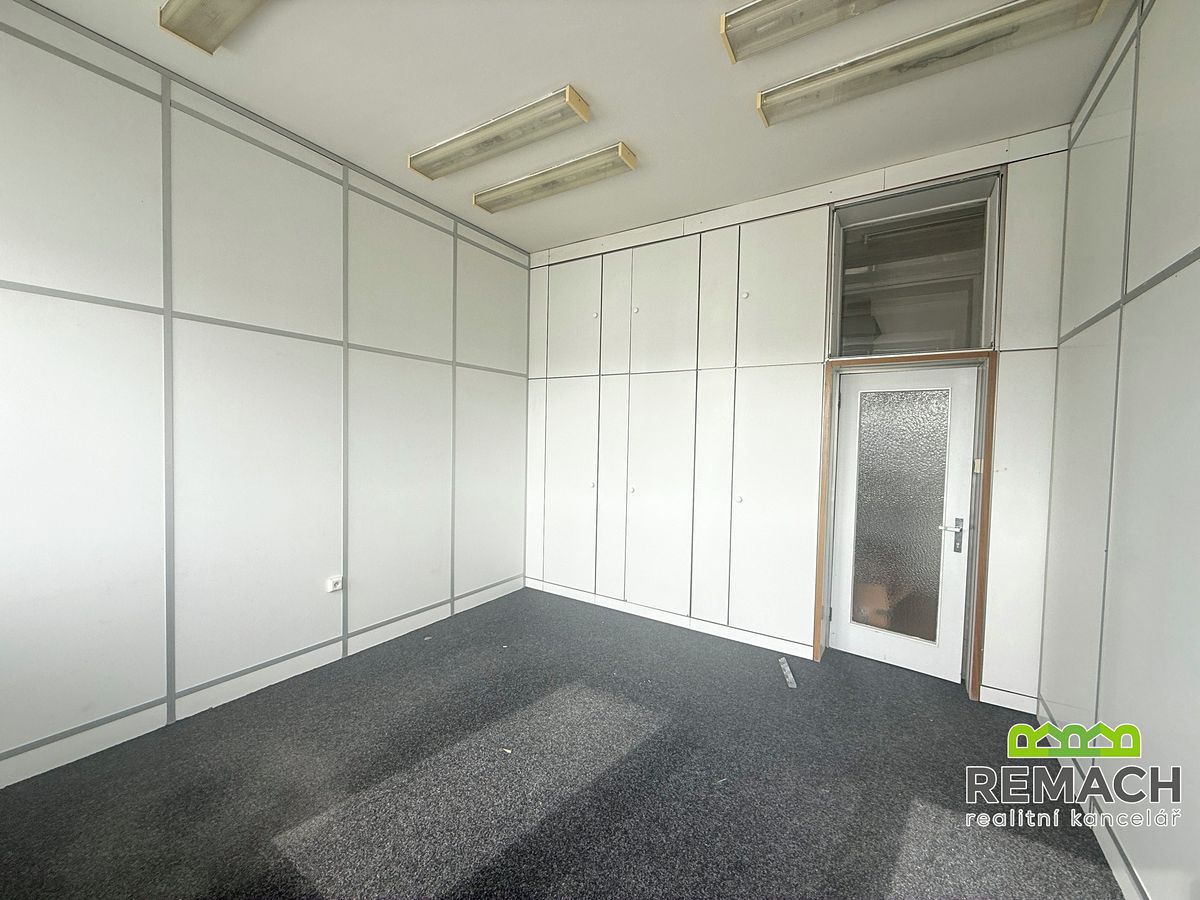 Pronájem obchodního prostoru 20 m² – fotografie 3