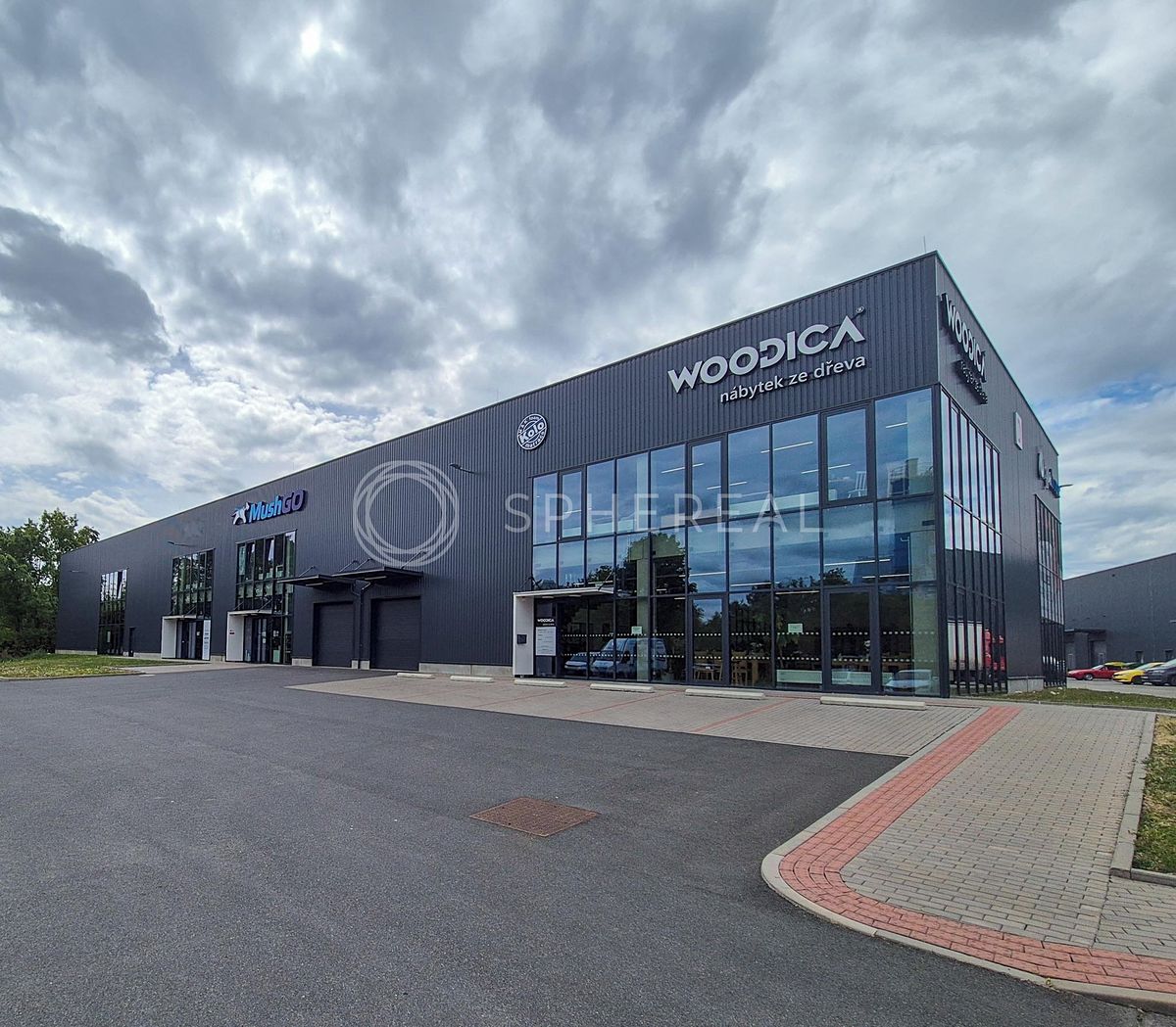 Pronájem obchodního prostoru 529 m²