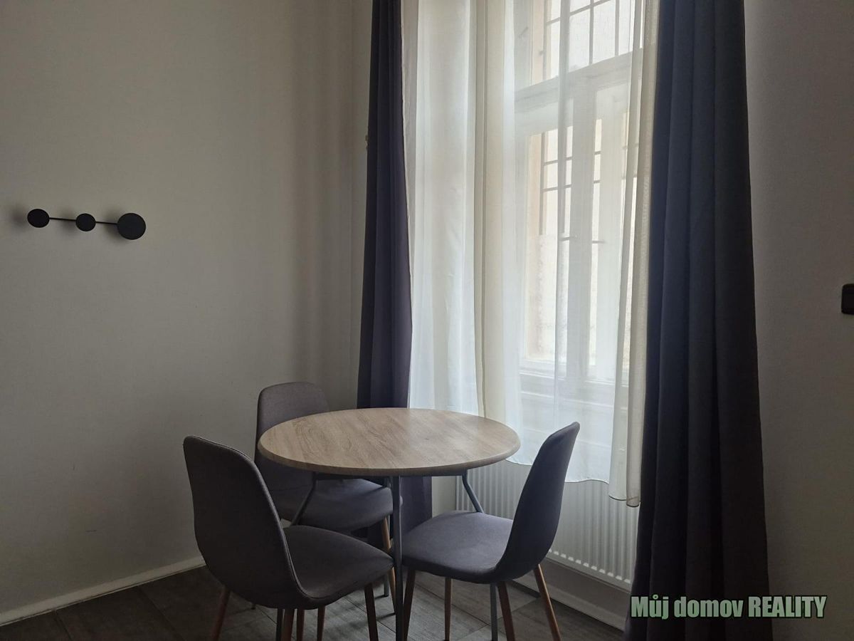 Pronájem bytu 1+1 40 m² – fotografie 2