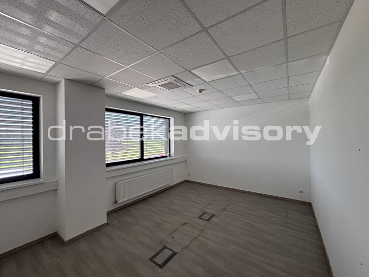 Комерційне приміщення в оренду, 4 439 м² (7 з 9)