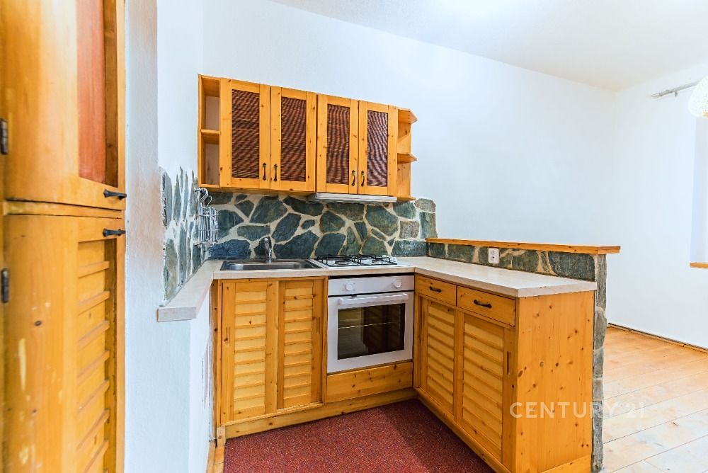 Pronájem bytu 2+kk 39 m² – fotografie 2