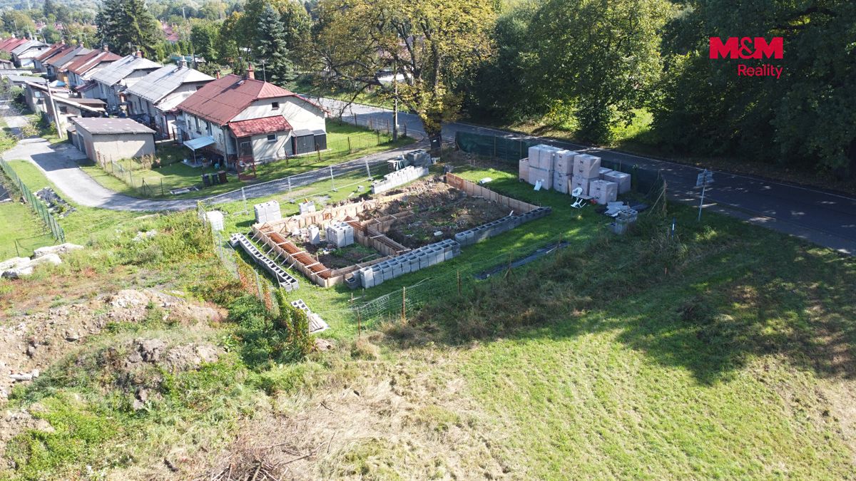 Prodej rodinného domu 121 m², pozemek 1377 m² – fotografie 3