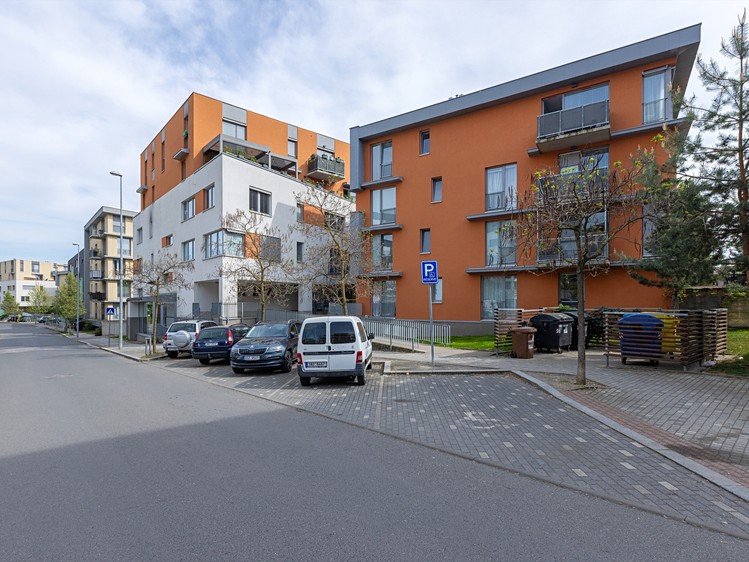 Prodej bytu 3+kk, 80 m² (3 z 27)