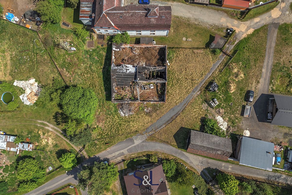 Prodej stavebního pozemku 2111 m² – fotografie 3