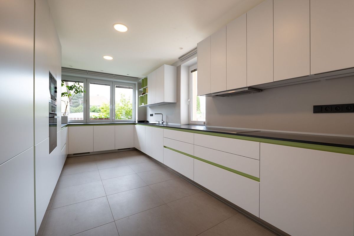 Prodej rodinného domu 211 m², pozemek 510 m² – fotografie 5