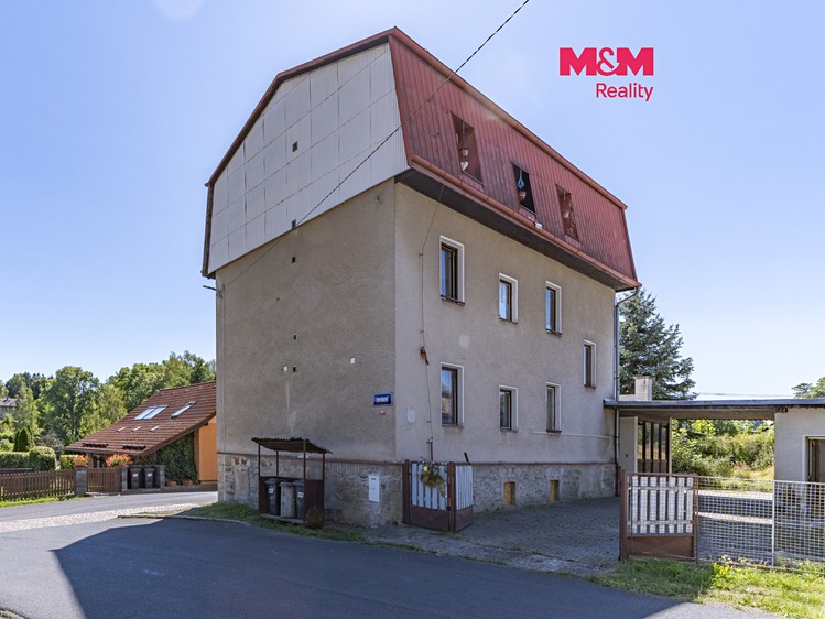 Prodej komerčního prostoru, 122 m² (1 z 30)