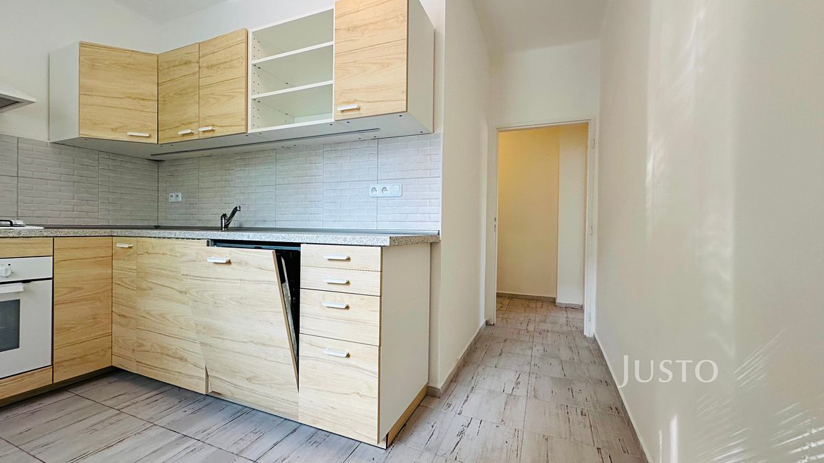 Pronájem bytu 2+1 52 m² – fotografie 4