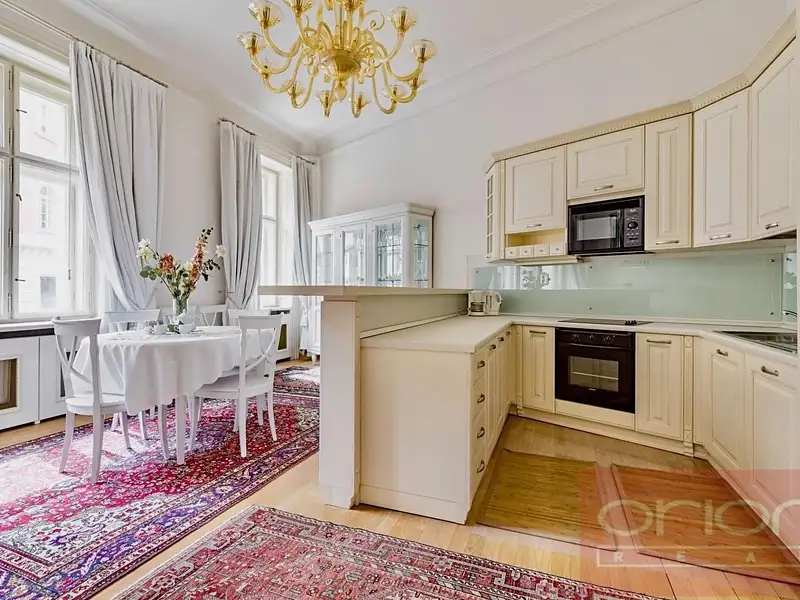 Pronájem bytu 4+kk 122 m², Praha – náhled fotky 2