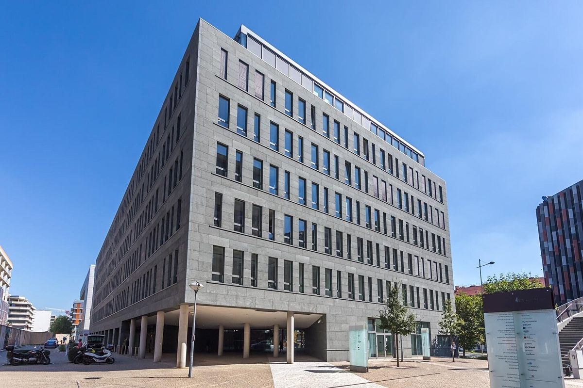 Pronájem kanceláře 50 m² – fotografie 2