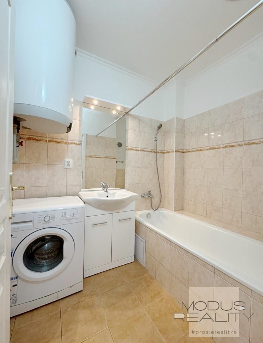 Pronájem bytu 2+kk 54 m² – fotografie 4