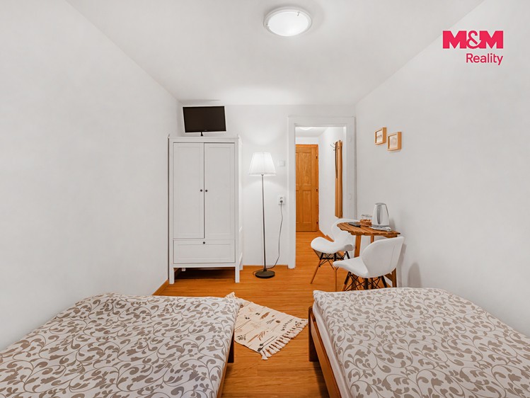 Prodej komerčního prostoru, 300 m² (22 z 30)