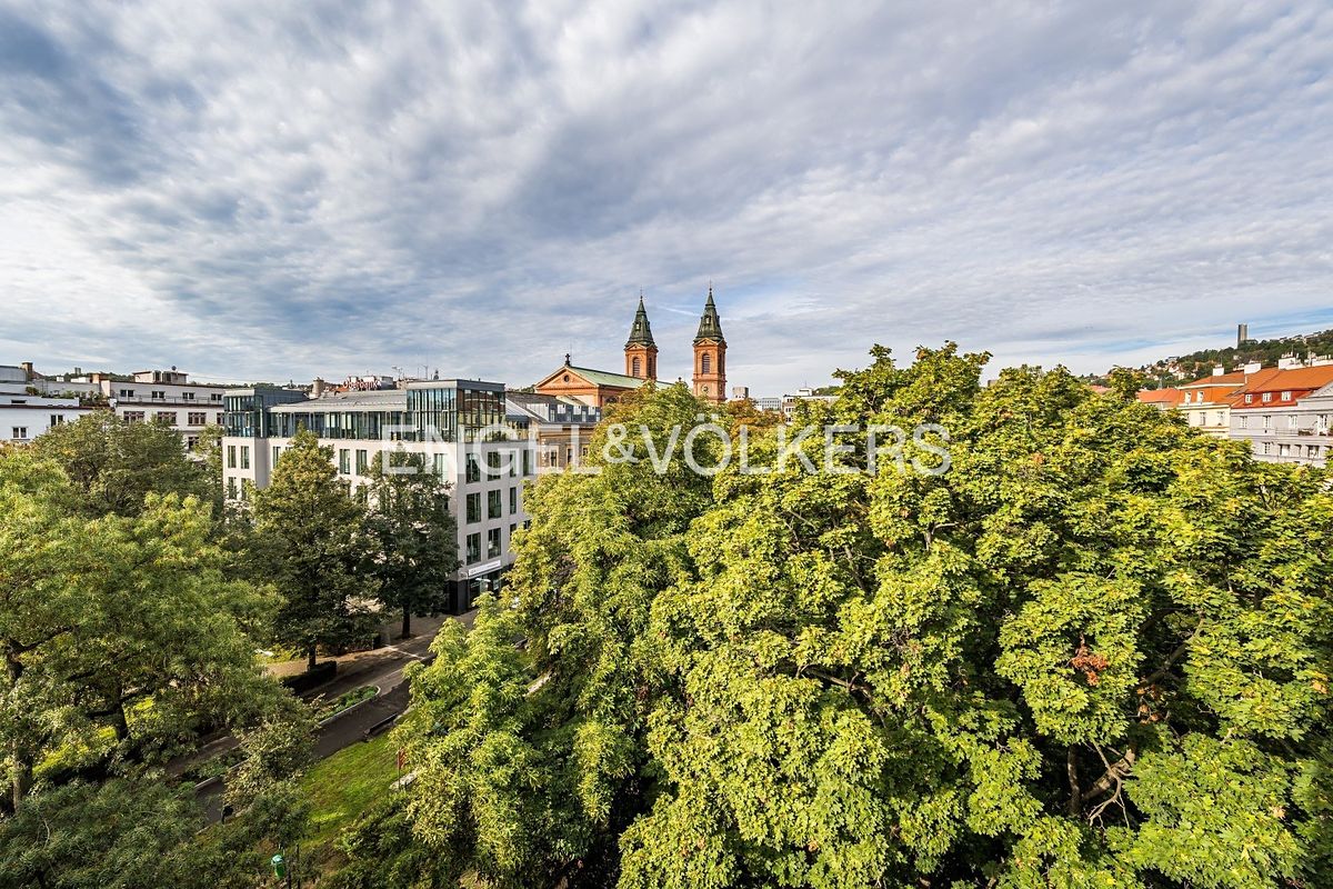 Pronájem bytu 2+1 55 m² – fotografie 3