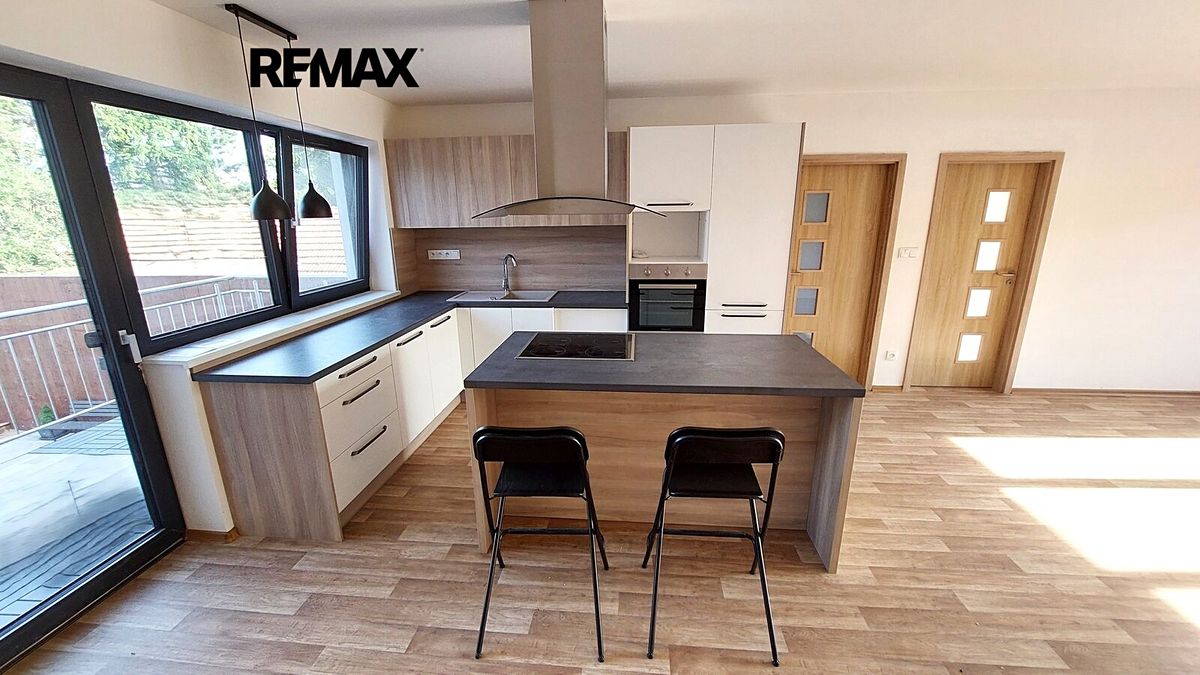 Pronájem bytu 5+kk 148 m²