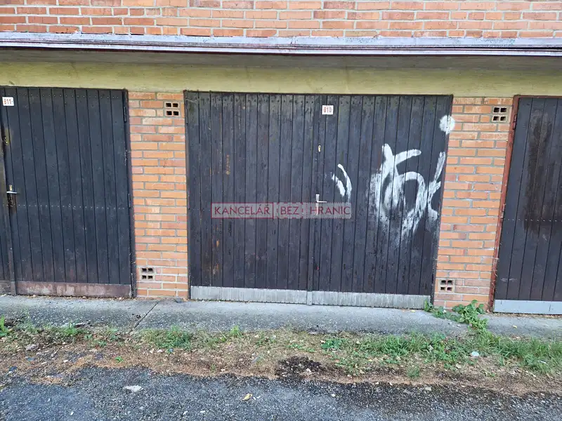 Prodej garáže 18 m², Zlín – náhled fotky 2