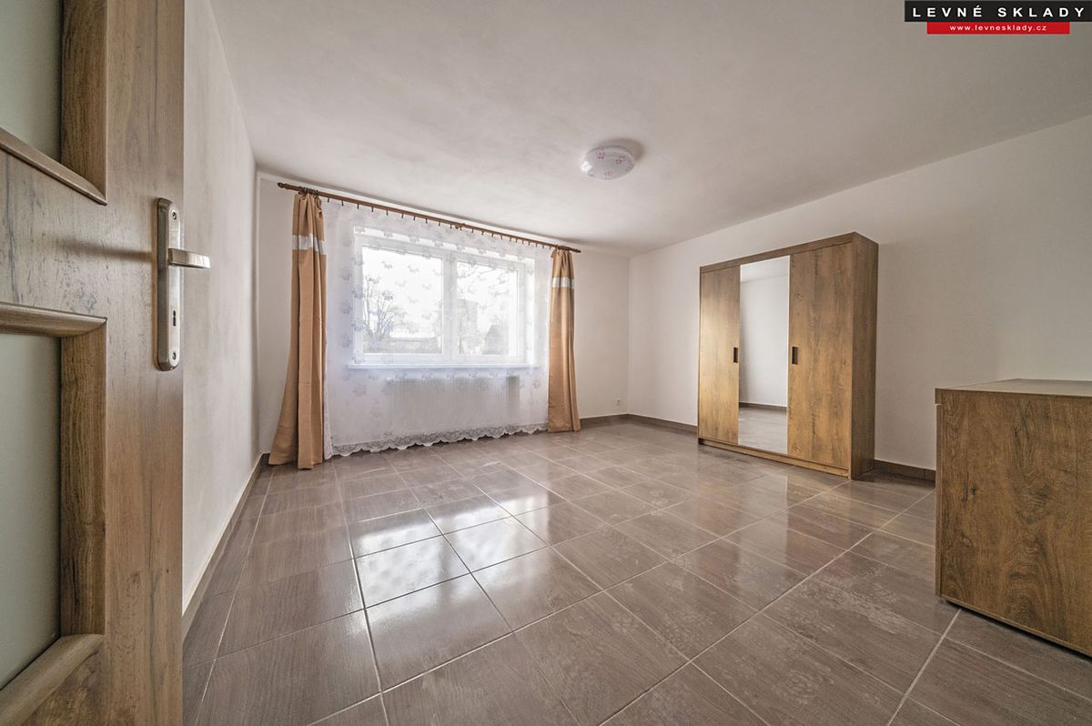 Pronájem bytu 1+1 30 m² – fotografie 2
