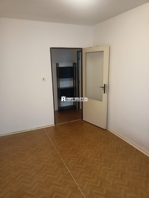 Pronájem bytu 2+kk 43 m² – fotografie 4