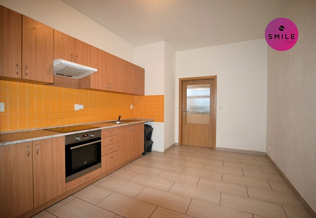 Pronájem bytu 2+1 76 m² – fotografie 4
