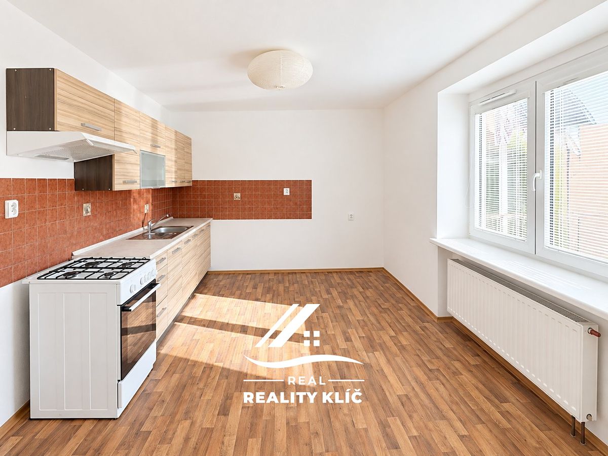 Pronájem bytu 2+1 55 m² – fotografie 2