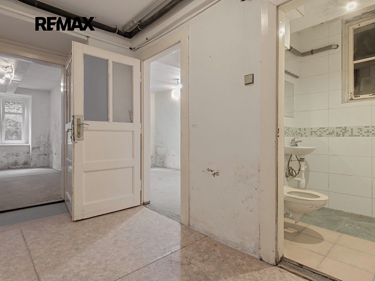 Gewerbefläche zum Kauf, 77 m² (14 von 23)