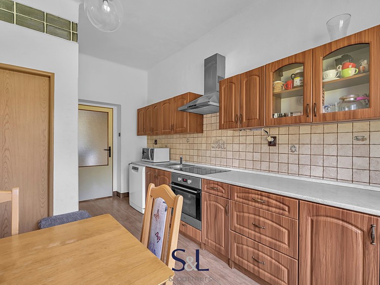 Будинок на продаж, 240 м² (7 з 28)
