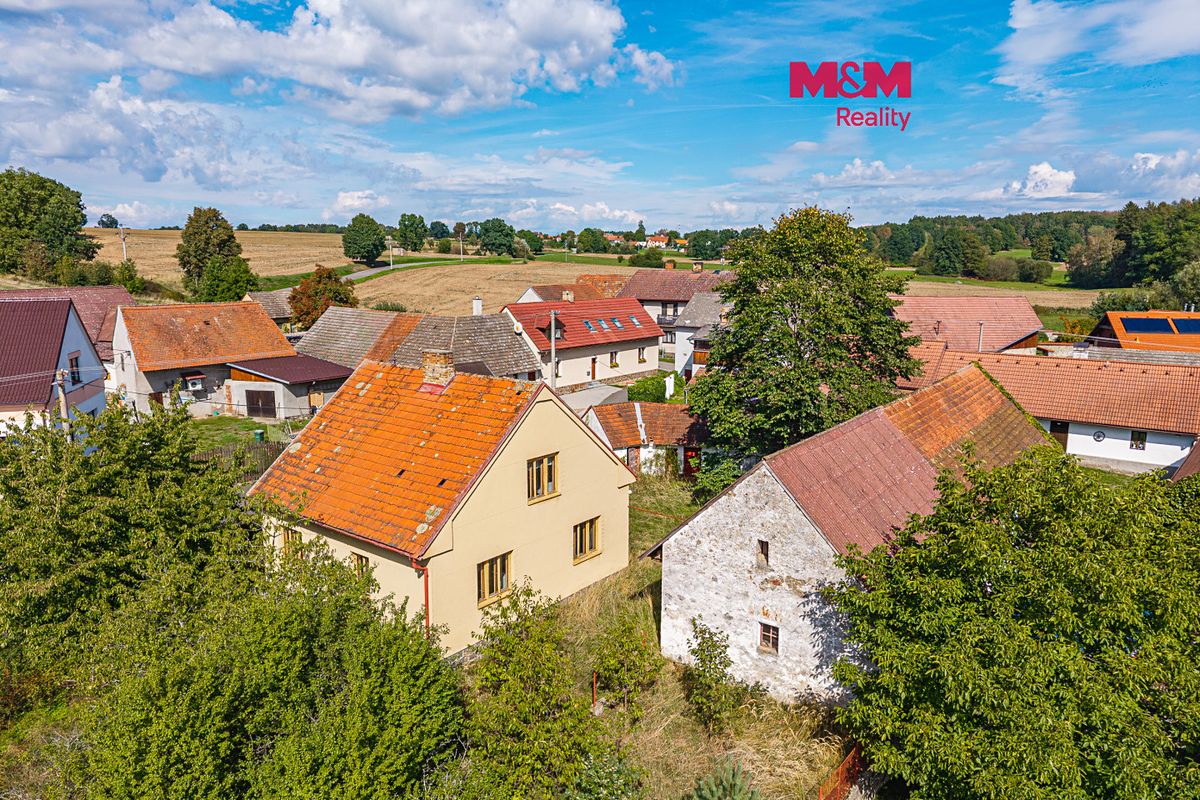 Prodej rodinného domu 130 m², pozemek 1274 m²