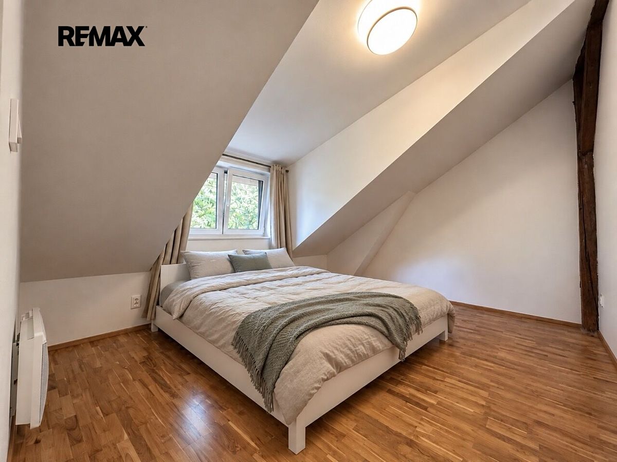 Pronájem bytu 3+kk 95 m² – fotografie 3