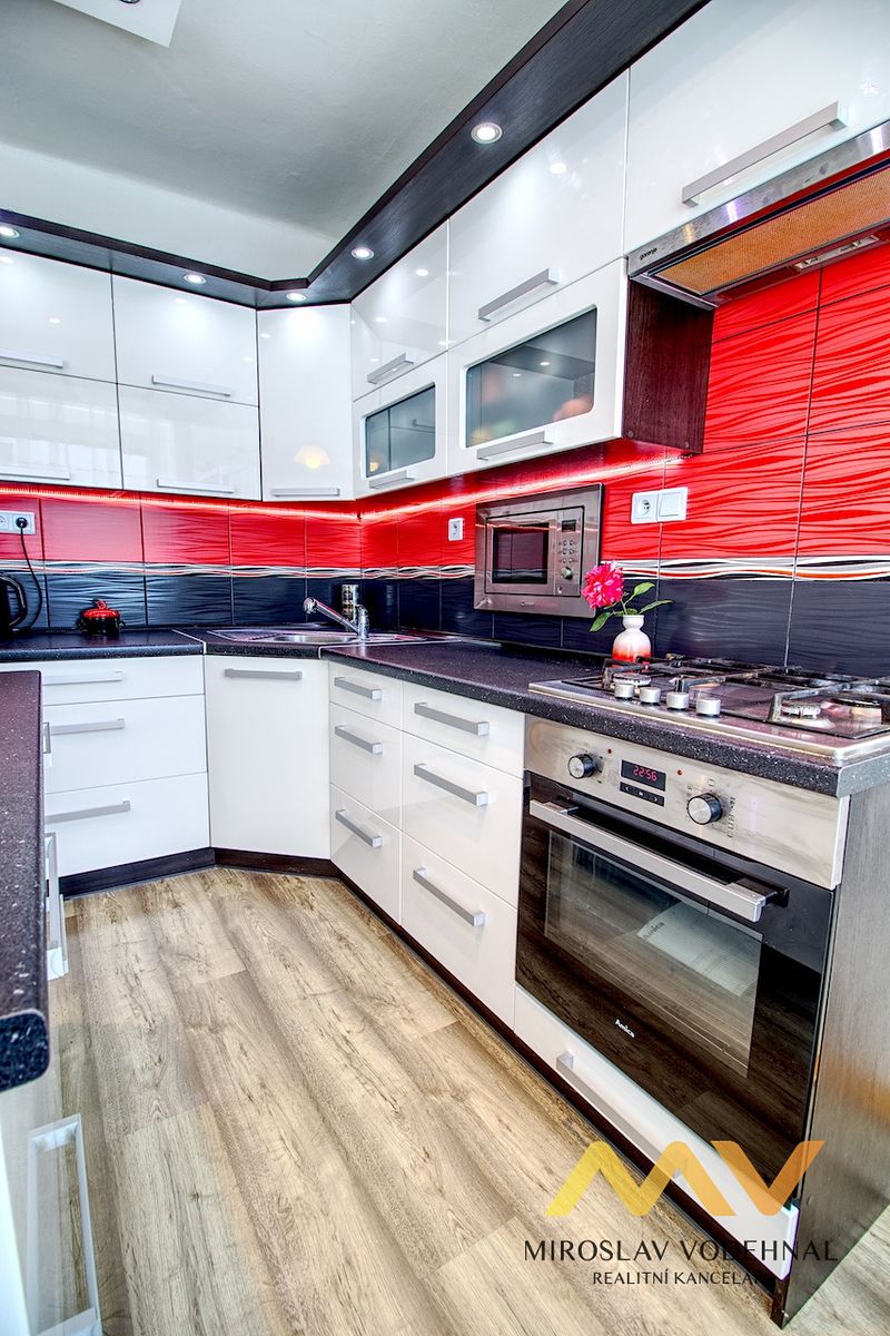 Pronájem bytu 3+1 90 m² – fotografie 5