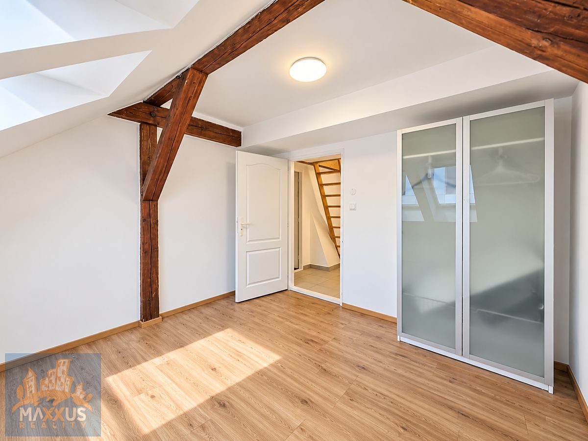 Pronájem bytu 2+kk 62 m² – fotografie 5