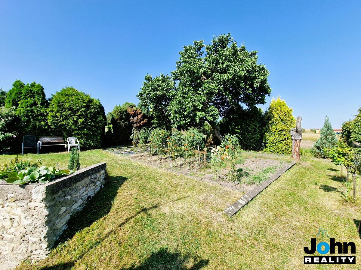 Prodej rodinného domu 100 m², pozemek 570 m² – fotografie 4