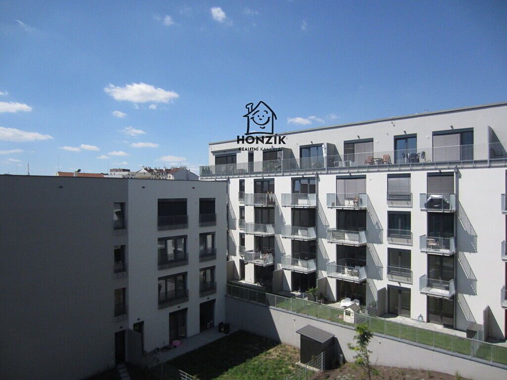 Pronájem bytu 1+kk 24 m²