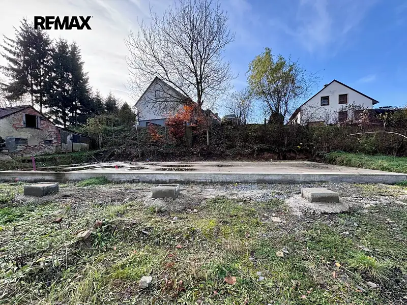 Prodej stavebního pozemku 1071 m², Biskupice – náhled fotky 3