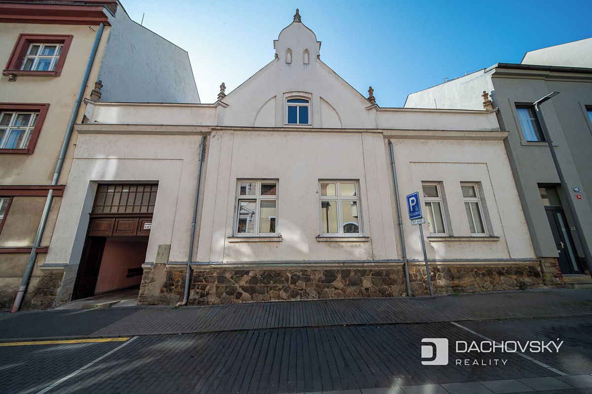 Prodej rodinného domu 150 m², pozemek 409 m² – fotografie 2