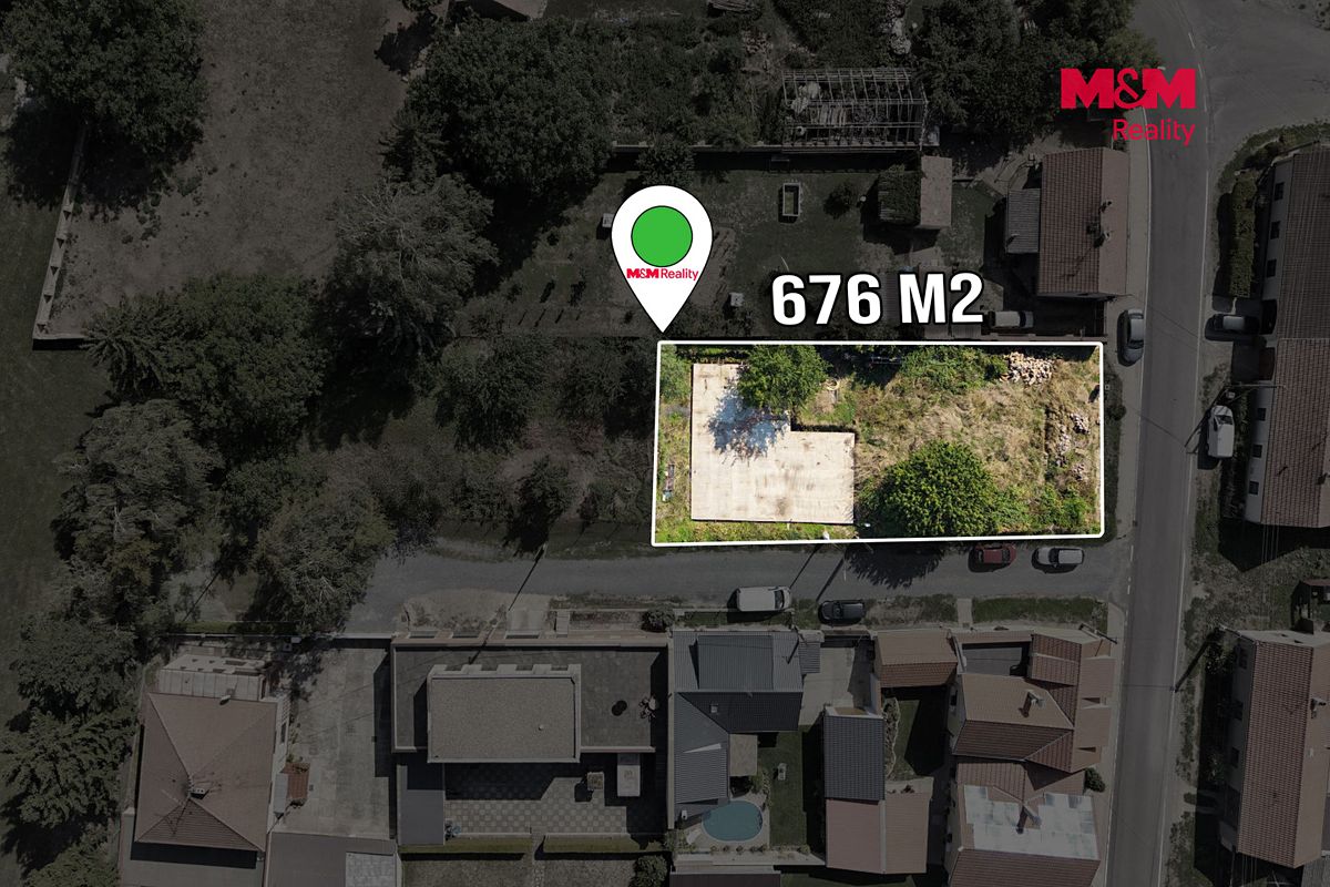 Prodej stavebního pozemku 676 m² – fotografie 3