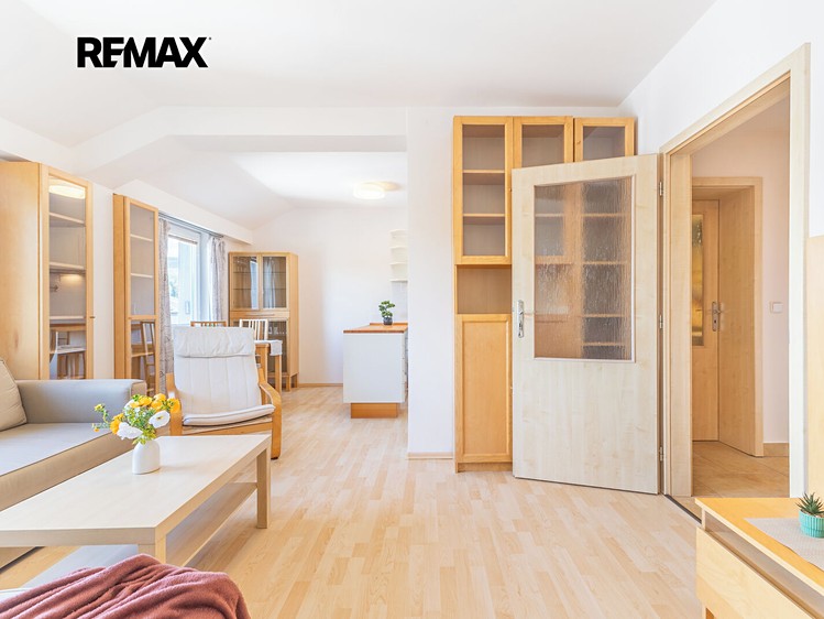 Prodej bytu 2+kk, 42 m² (3 z 29)
